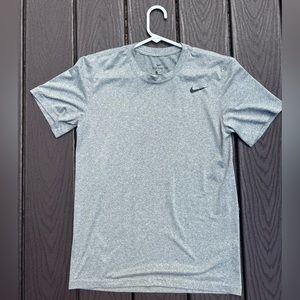 Men’s Small Nike “The Nike Tee” Gray